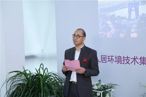 640.webp (2).jpg 640.webp (2).jpg